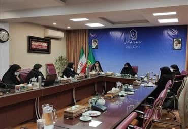 استقبال معاون رئیس جمهور از مشاوره متخصص زنان در تصمیم‌گیری ها