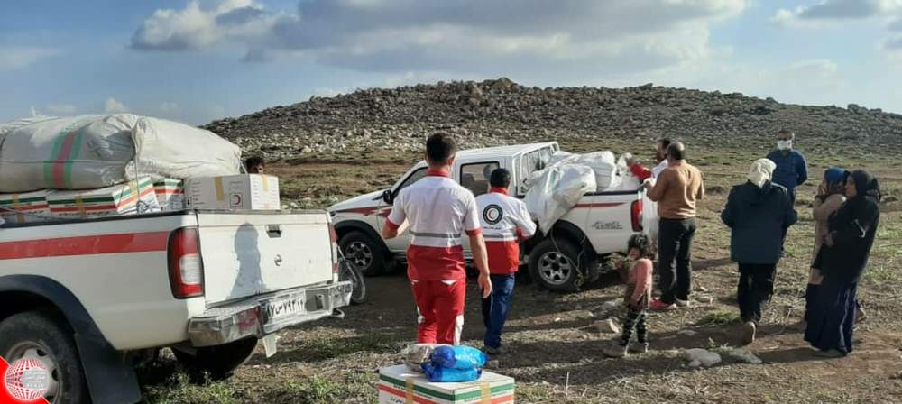 امدادرسانی به عشایر آسیب دیده در باغملک امدادرسانی به عشایر آسیب دیده در باغملک