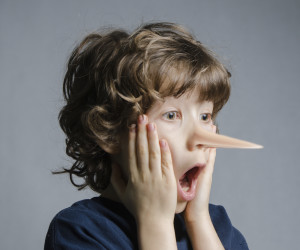 چگونه با نگاه به چهره کسی متوجه شویم که دروغ می‌گوید؟