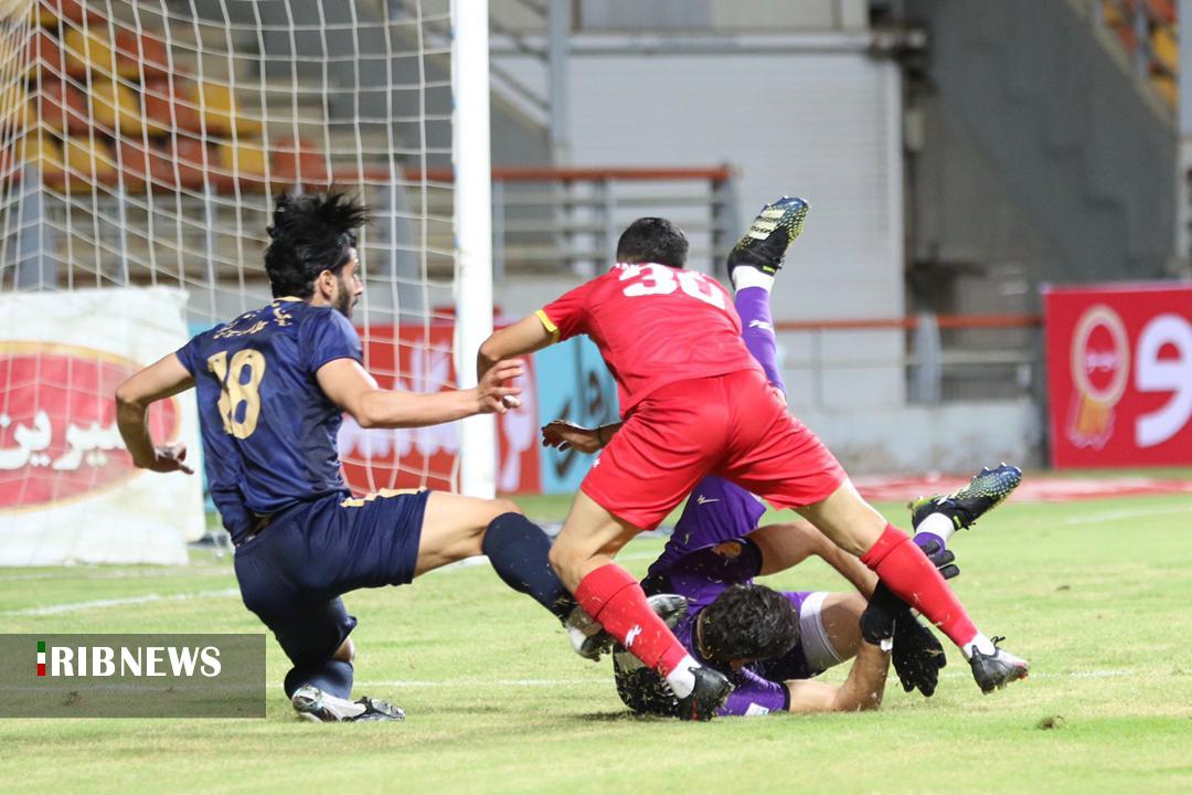 پیروزی فولاد، شکست نفت آبادان در لیگ برتر فوتبال +عکس پیروزی فولاد، شکست نفت آبادان در لیگ برتر فوتبال +عکس