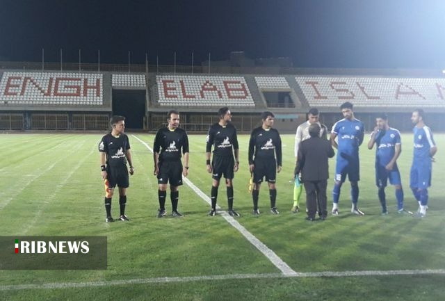 تصمیم گیری برای بازی تیم فوتبال استقلال ملاثانی تصمیم گیری برای بازی تیم فوتبال استقلال ملاثانی