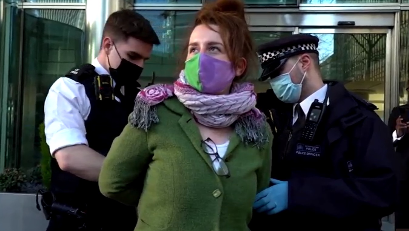بازداشت فعالان محیط زیست در انگلیس
