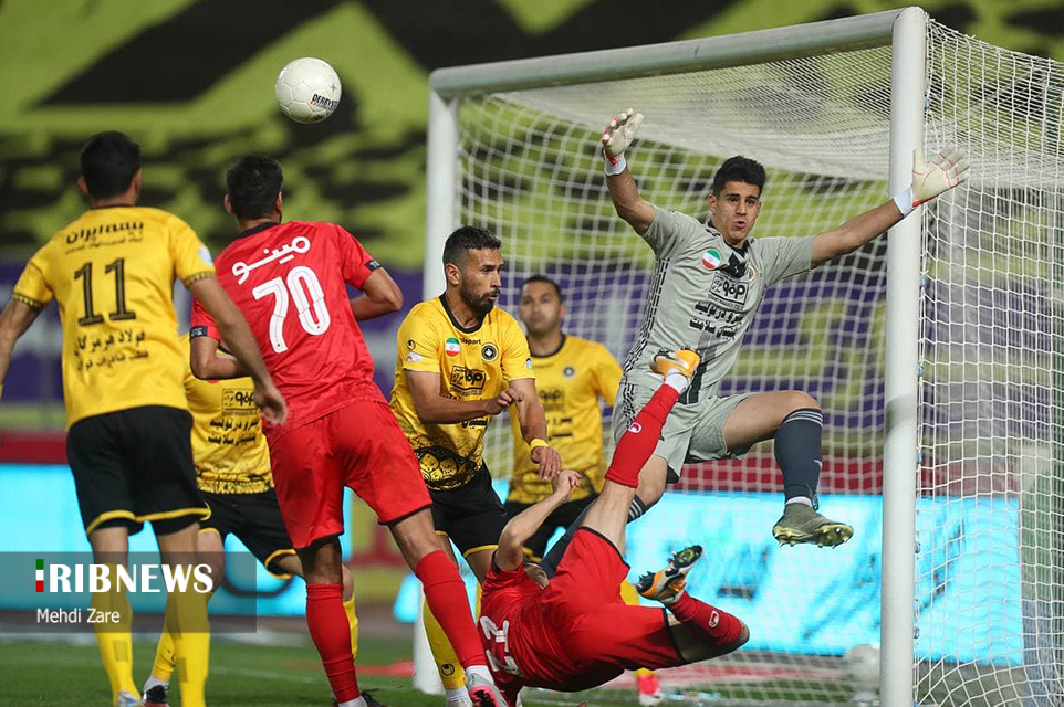 پاس گل کامیابی نیا و گل اول پرسپولیس