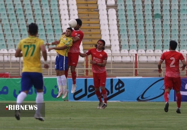 تساوی نفت و شکست فولاد خوزستان درلیگ برتر فوتبال