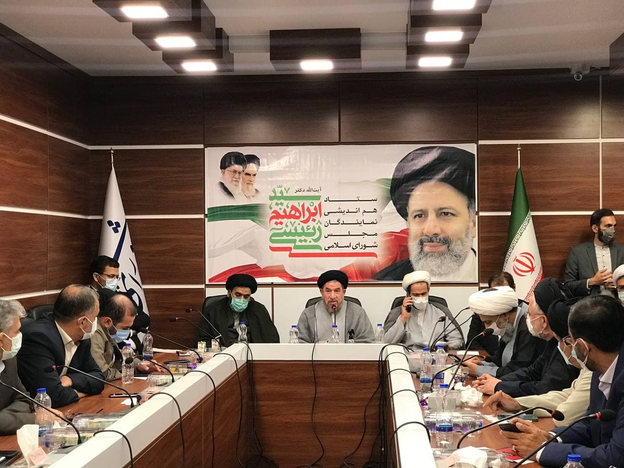 هم اندیشی نمایندگان مجلس؛ پرهیز از دوگانه سازی هم اندیشی نمایندگان مجلس؛ پرهیز از دوگانه سازی