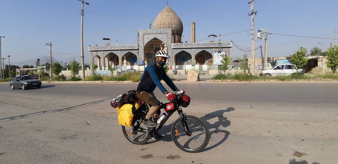 صعود به قلل مرتفع ایران با دوچرخه صعود به قلل مرتفع ایران با دوچرخه