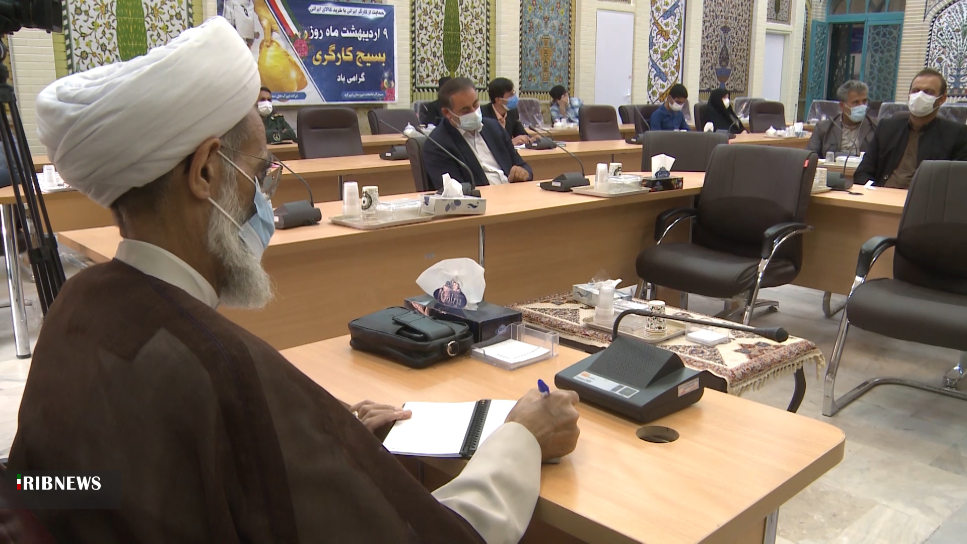 ۱۱۰ هزار نفر جامعه کارگری چهارمحال و بختیاری + فیلم ۱۱۰ هزار نفر جامعه کارگری چهارمحال و بختیاری + فیلم