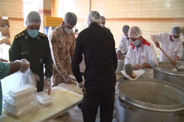 طبخ ۴ هزار پرس غذا نذری در اشکذر طبخ ۴ هزار پرس غذا نذری در اشکذر