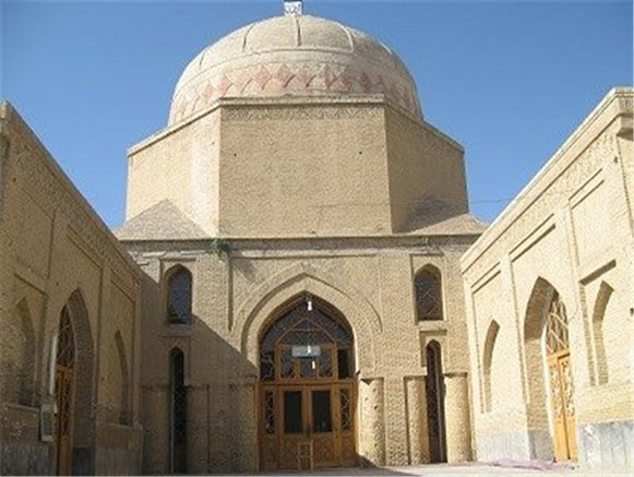مرمت گنبد مسجد جامع گلپایگان