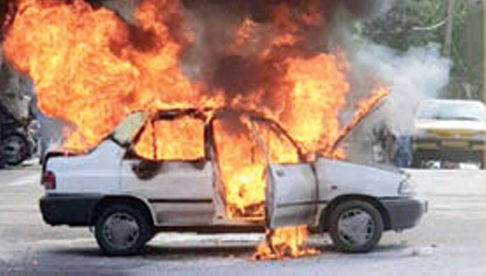 نجارت ۴ سرنشین گرفتار شده در شعله‌های پراید