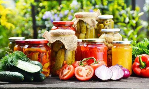 ترشی تابستانی جدید و خوشمزه ترشی تابستانی جدید و خوشمزه