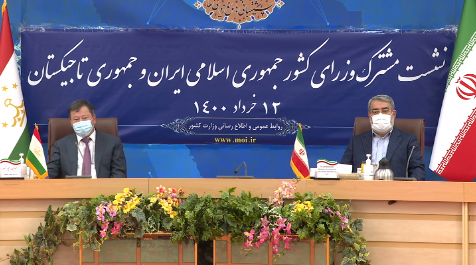 گسترش روابط با کشور‌های فارسی زبان بسیار موثر است