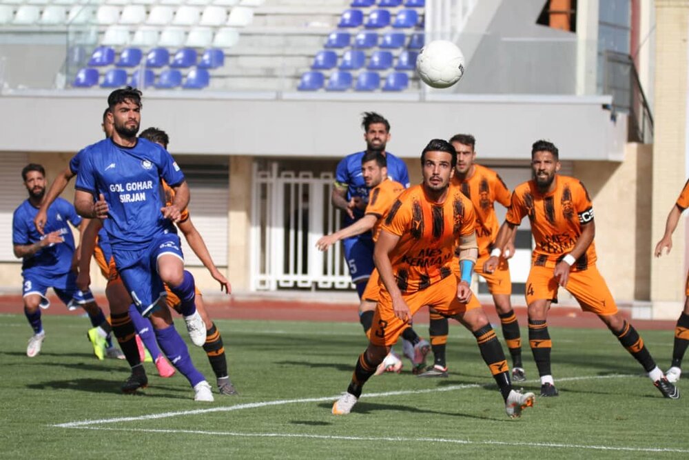 پیروزی مس کرمان و جایگاه دومی در لیگ یک پیروزی مس کرمان و جایگاه دومی در لیگ یک