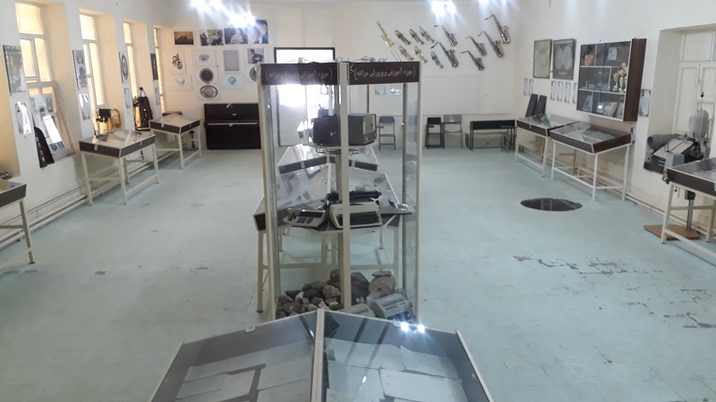 نمایش ۱۰۵ شی و سند جدید در موزه آموزش و پرورش مراغه