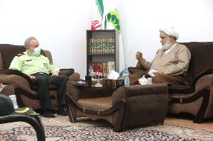 با هوشیاری و آگاهی کامل در انتخابات شرکت کنیم