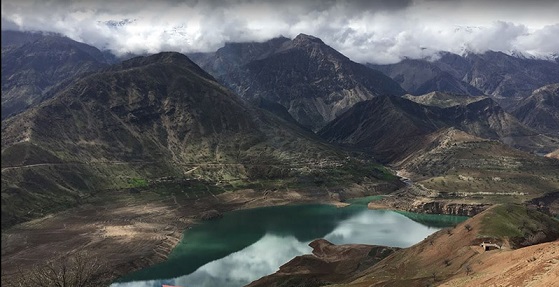 زَراس، یاقوتی سبز برکرانه دریاچه کارون ۳ + عکس زَراس، یاقوتی سبز برکرانه دریاچه کارون ۳ + عکس