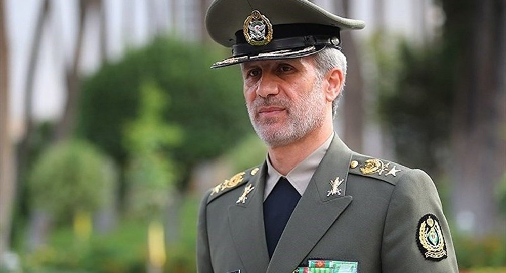 ورود وزیر دفاع به بندرعباس