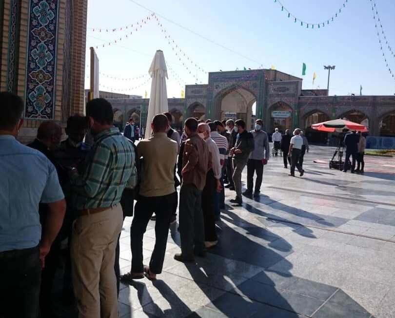 حرم مطهر امام رضا(ع) صحنه ای  دیگر  از حضور پرشکوه زائران رضوی