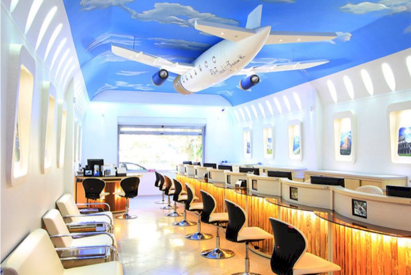 تعلیق مجوز فعالیت یک شرکت خدمات مسافرتی و گردشگری در شیراز