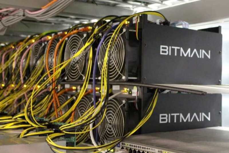 کشف ۱۸ دستگاه ماینر غیرمجاز در اهواز