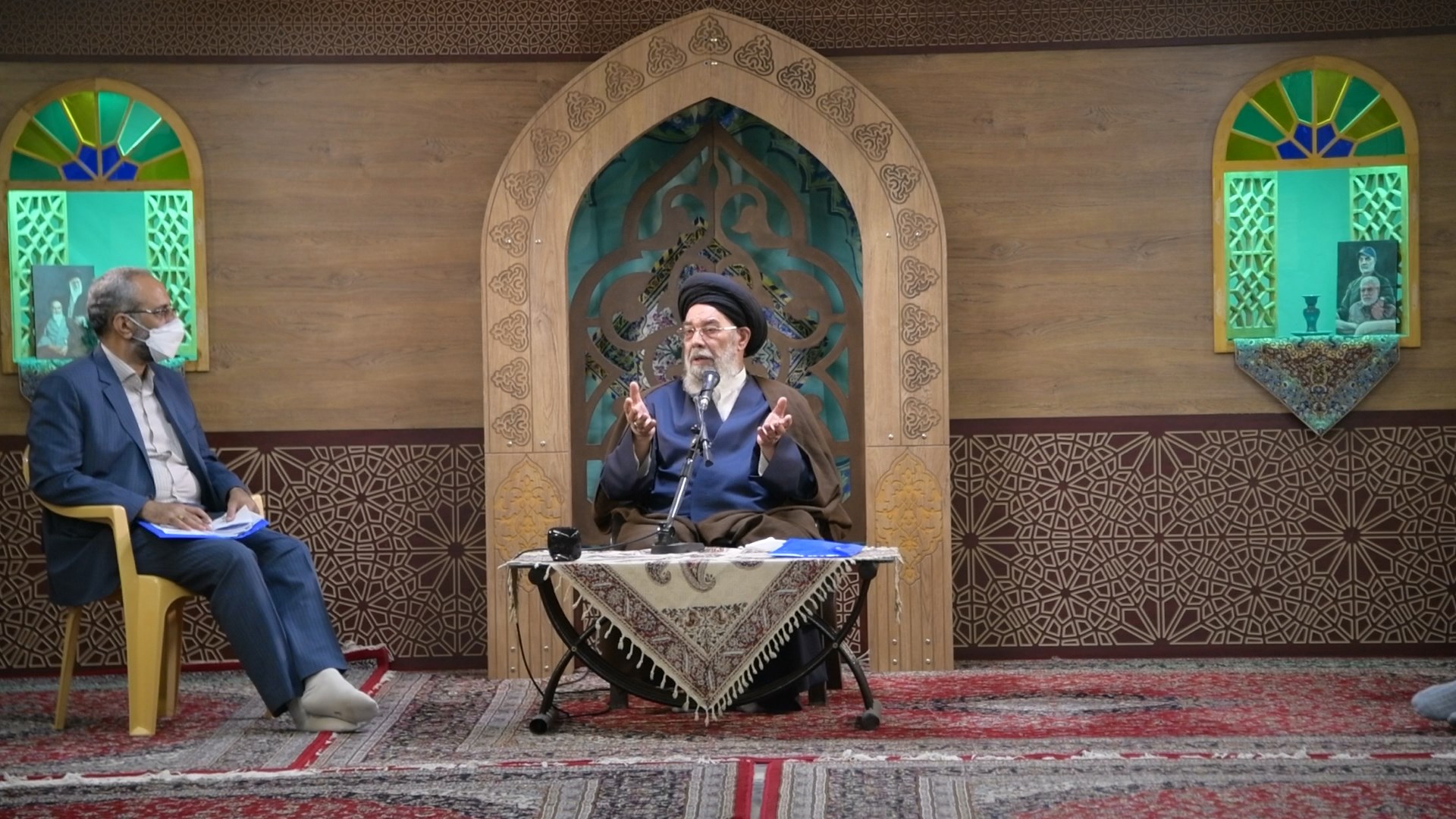 رأی ندادن پشت کردن به شهدا و انقلاب اسلامی است رأی ندادن پشت کردن به شهدا و انقلاب اسلامی است