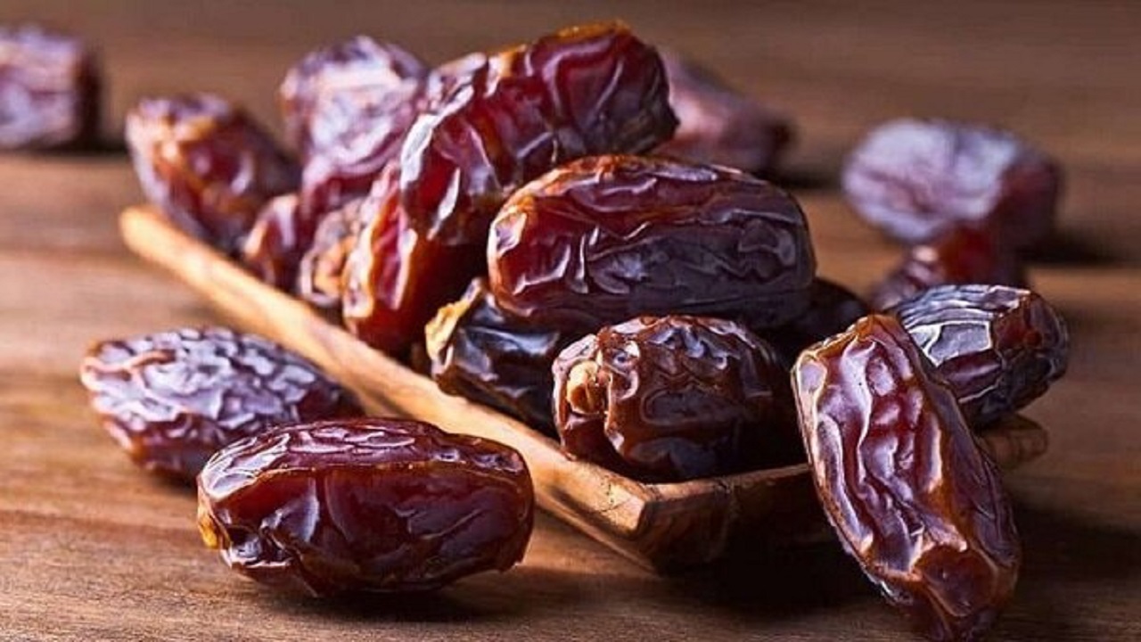 عرضه خرما غیراستاندارد، کار دست فروشنده اهوازی داد عرضه خرما غیراستاندارد، کار دست فروشنده اهوازی داد