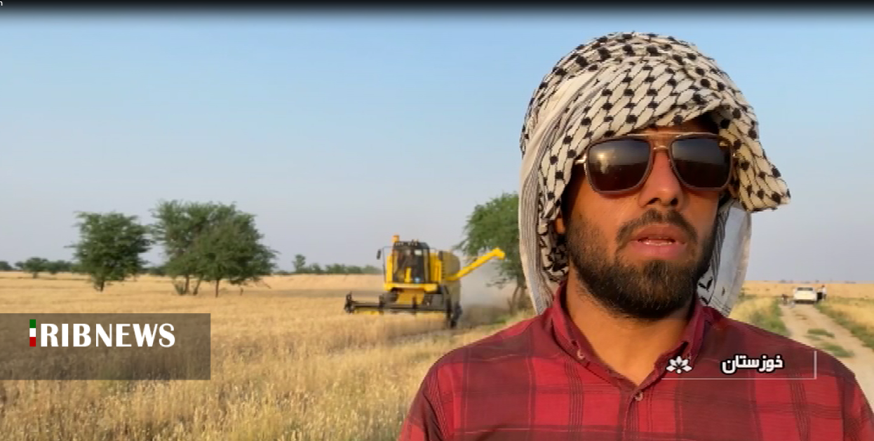 کمباین خوش ساخت ایرانی حبس درمسیر بی توجهی