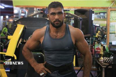 حضور کشتی گیر لالجینی در پیکار‌های بین المللی روسیه