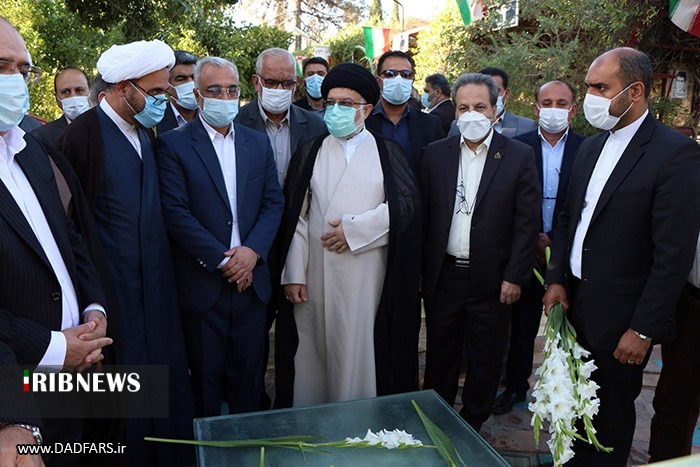 گلباران قبور شهدا در سومین روز از هفته قوه قضائیه