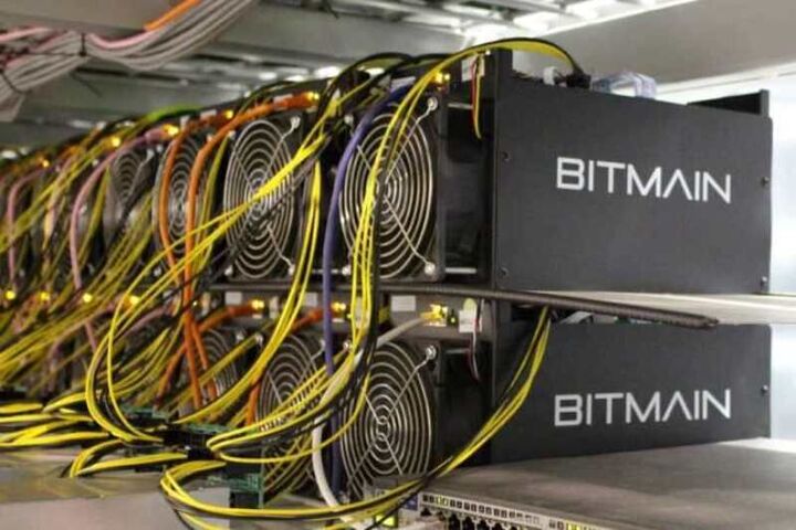 کشف ۸ دستگاه تولید ارز دیجیتال قاچاق در رامهرمز کشف ۸ دستگاه تولید ارز دیجیتال قاچاق در رامهرمز