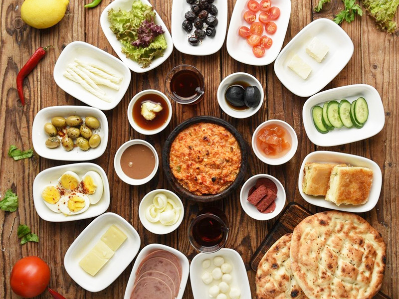 ۶ عادت اشتباه در خوردن صبحانه