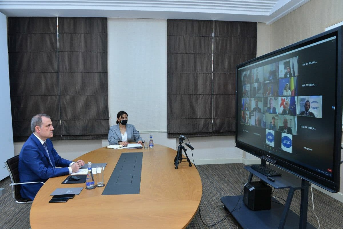 پیشنهاد مذاکره‌ی دوجانبه‌ باکو به ایروان