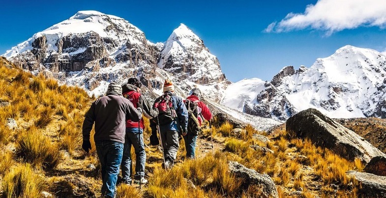 حرفهای کوهپیمایی کنیم حرفهای کوهپیمایی کنیم