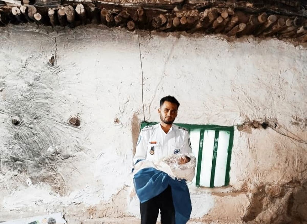 امداد رسانی نیرو‌های اورژانس ۱۱۵ به مادر باردار