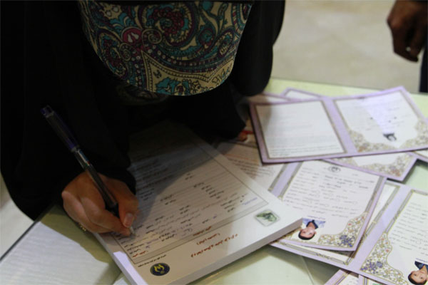 کمک ۱۷ میلیاردی نیکوکاران یزدی به ایتام و محسنین کمک ۱۷ میلیاردی نیکوکاران یزدی به ایتام و محسنین