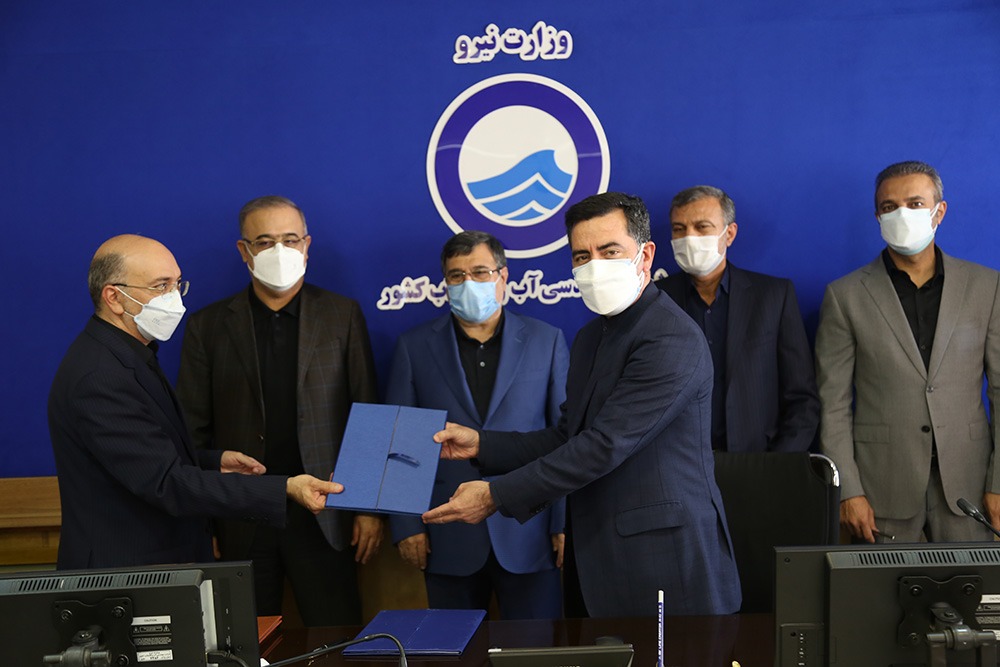 انعقاد تفاهمنامه بهبود وضعیت آب آشامیدنی قشم انعقاد تفاهمنامه بهبود وضعیت آب آشامیدنی قشم