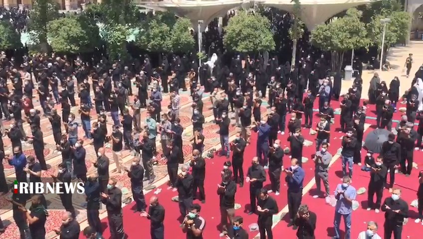 اقامه باشکوه نماز ظهر عاشورا در سومین حرم اهل بیت(ع)