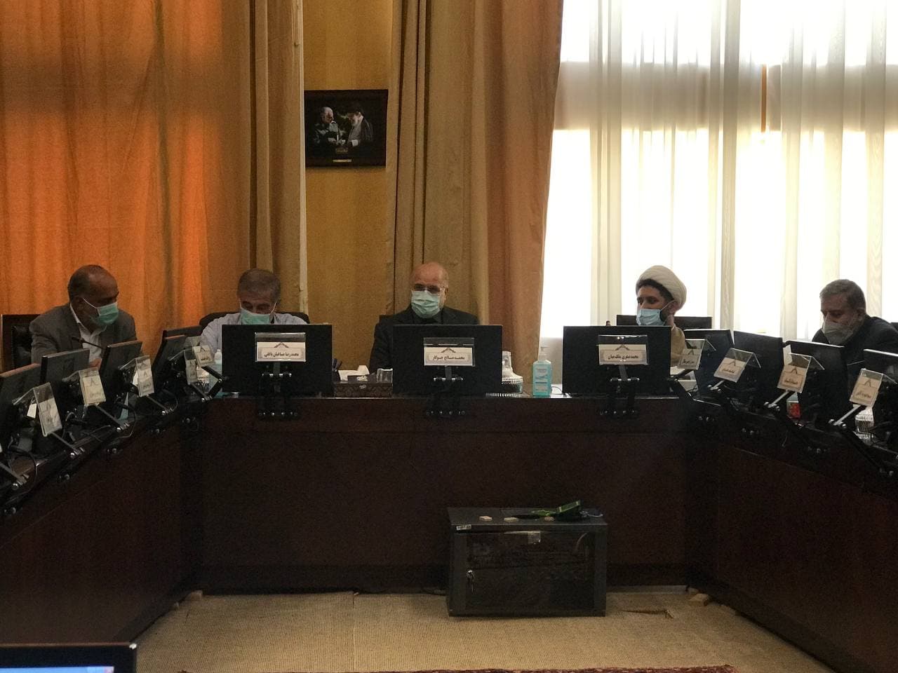 حضور قالیباف در کمیسیون امور داخلی شورا‌های مجلس