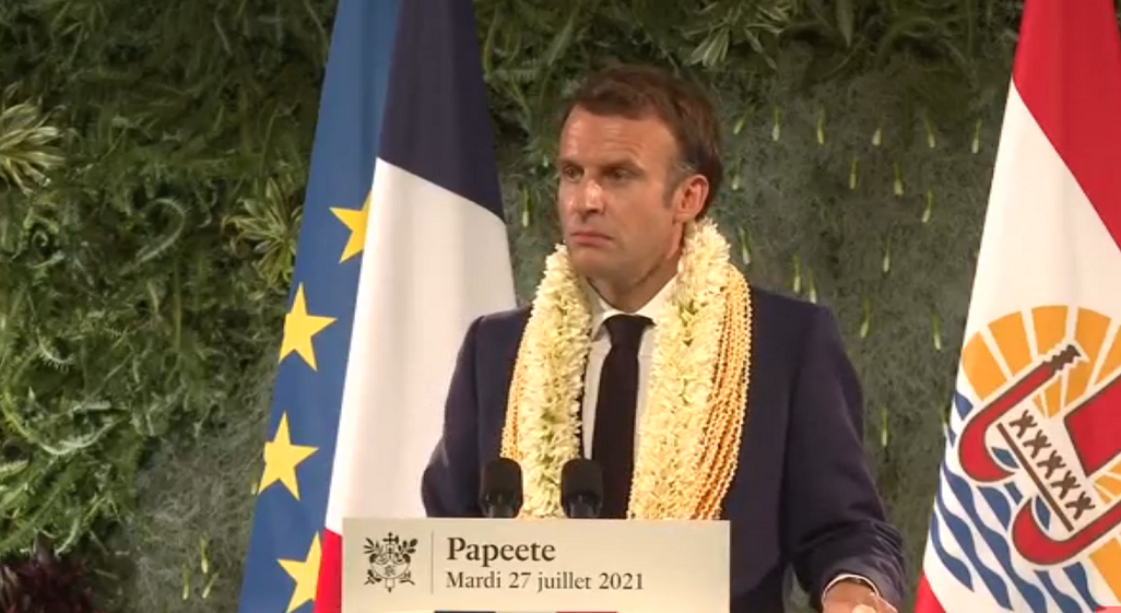 تاکيد مکرون به لزوم داشتن قدرت هسته اي در فرانسه تاکيد مکرون به لزوم داشتن قدرت هسته اي در فرانسه