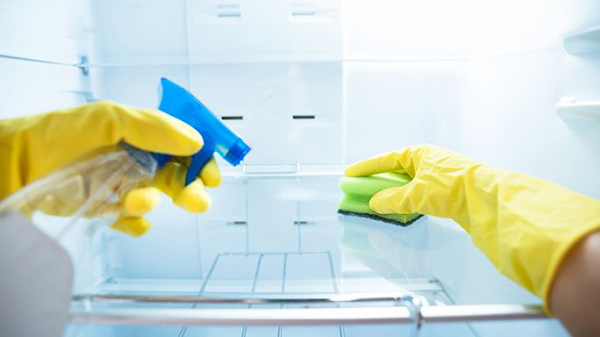 فوت و فن تمیز کردن یخچال و فریزر