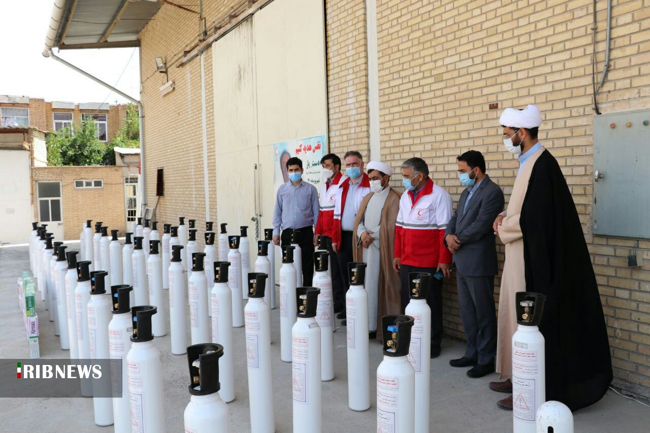 تامین ۱۴۰ کپسول اکسیژن برای بیماران نیازمند خراسان شمالی