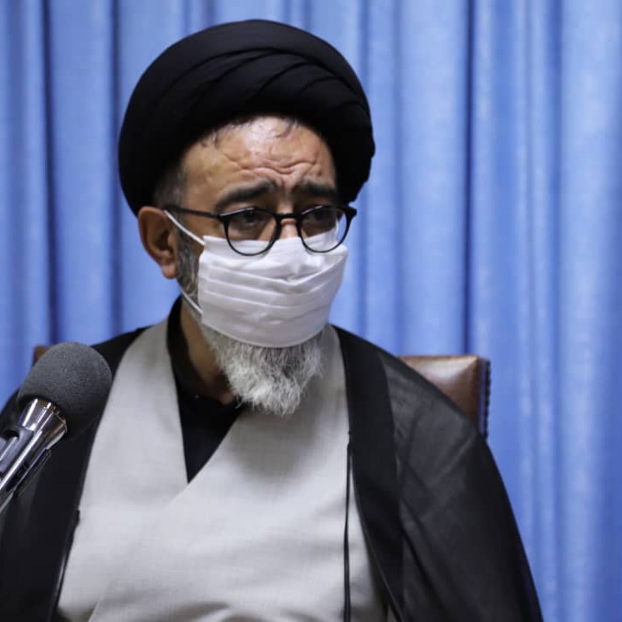 انتقاد از نبود عدالت در توسعه و استقرار سینما