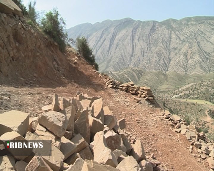 زخم طمع بر چهره تنگ سرخ زخم طمع بر چهره تنگ سرخ