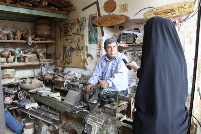 هنر خراطی خوزستان ؛ نقش و نگارهایی که به چوب جان می دهند