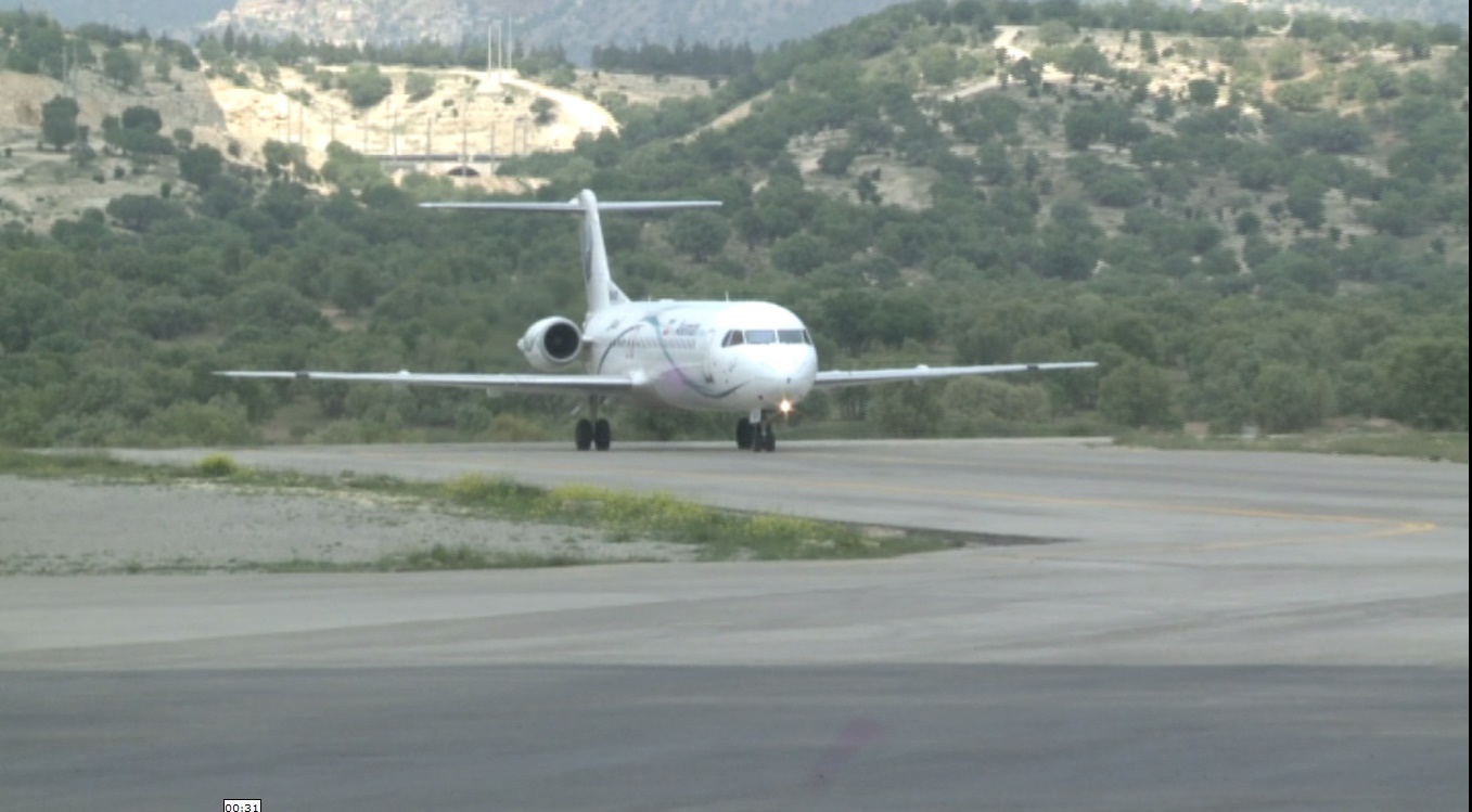 ۱۴ سورتی پرواز ویژه زائران اربعین در فرودگاه ایلام انجام شد