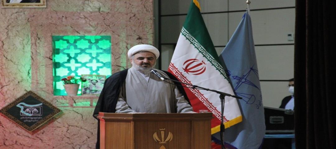 گرامیداشت یاد شهدای حقوقی و تجلیل از ایثارگران دادگستری گرامیداشت یاد شهدای حقوقی و تجلیل از ایثارگران دادگستری