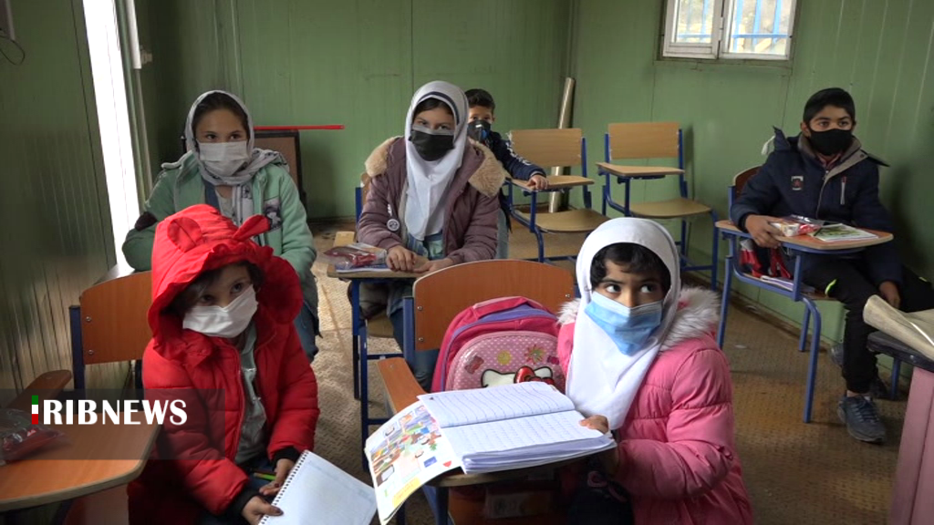 مدرسه دار شدن دانش آموزان روستای زیوه اردبیل مدرسه دار شدن دانش آموزان روستای زیوه اردبیل