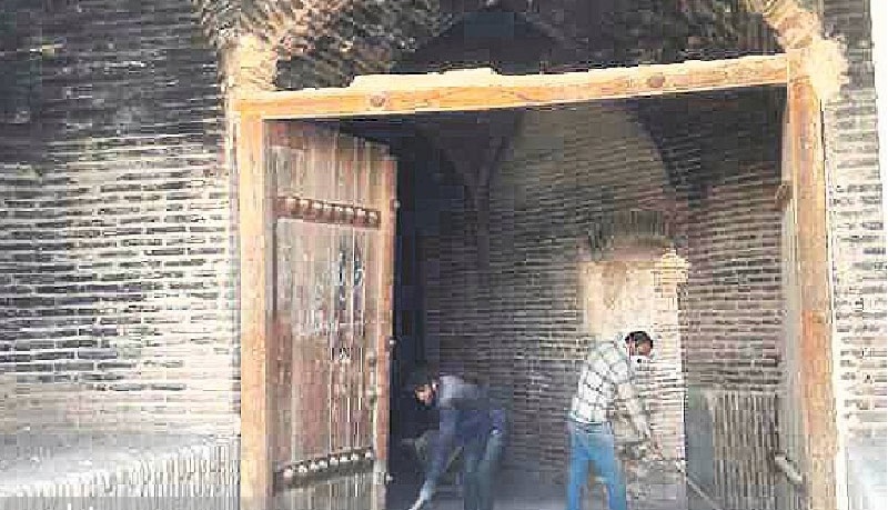 پایان عملیات مرمت کاروانسرای شیخ علی‌خان زنگنه در شهرستان شاهین‌شهر و میمه