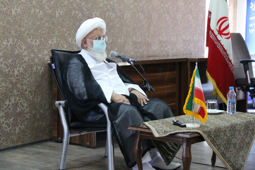 انتقاد امام جمعه یزد از ورود کالاهای بی کیفیت و غیرضروری انتقاد امام جمعه یزد از ورود کالاهای بی کیفیت و غیرضروری