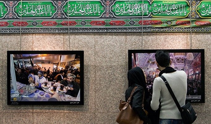پخش مراسم اربعین حسینی در متروی تهران